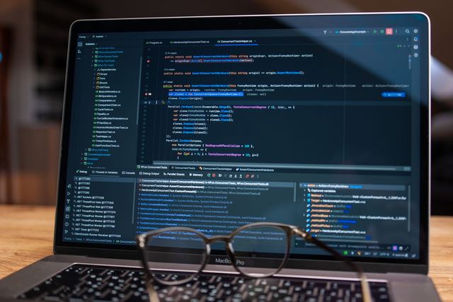 Licence perpétuelle contre abonnement SaaS : le vrai coût de chaque modèle Licence perpétuelle contre abonnement SaaS : le vrai coût de chaque modèle